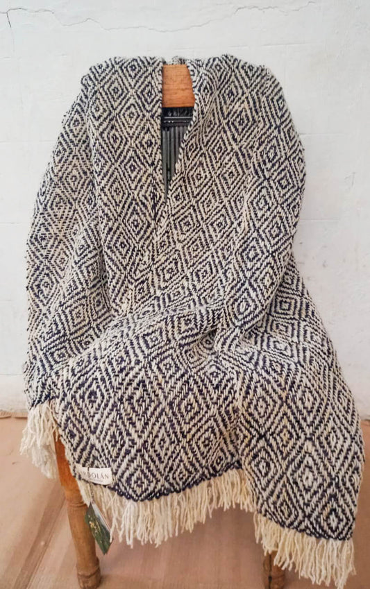 WOOL SHAWL - BLACK & WHITE