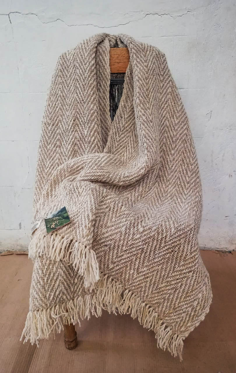 WOOL SHAWL - CREAM & WHITE