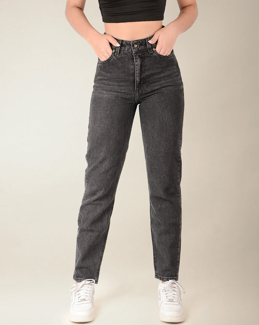 HIGH-WAISTED BLACK RIGID MOM FIT JEANS